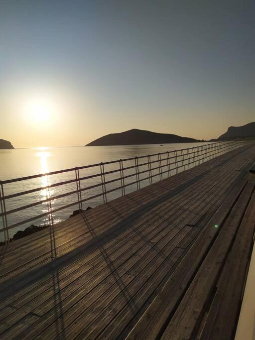 Pórto Ráfti Modern Studio Next To The Sea! מראה חיצוני תמונה